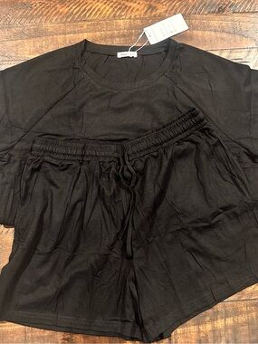 Women's Lounge Set Black with Drawstring Shorts